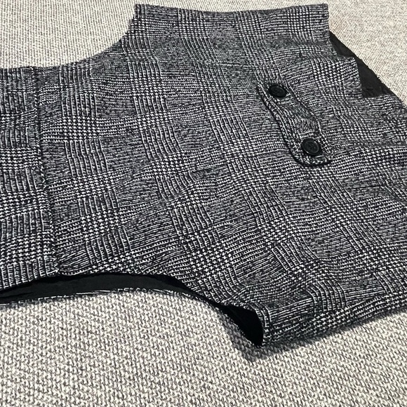 Michael Kors Women's Size 8 Black Tweed Lined Fitted Acrylic Blend Button - Picture 7 of 16